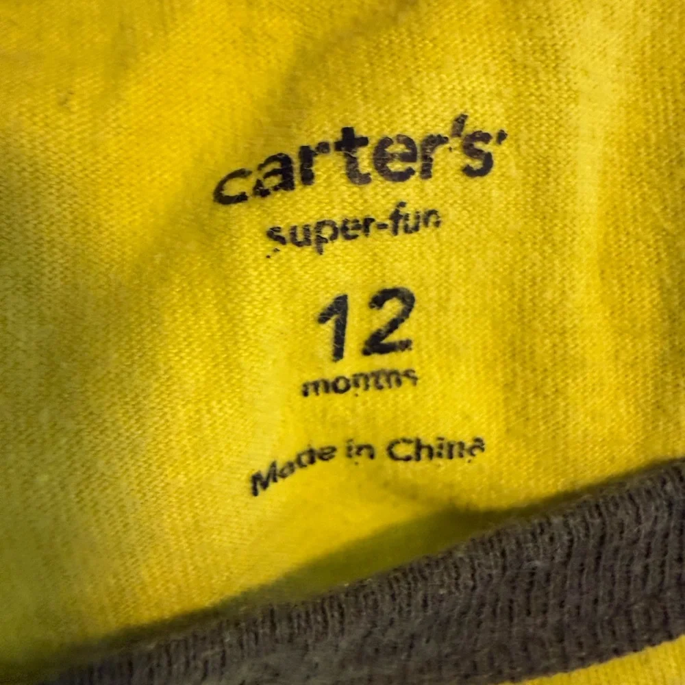 Carter's lot of four piece toddler size 12 months in good used condition